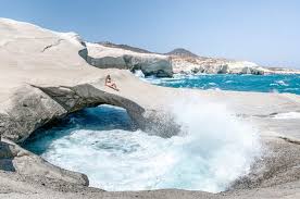 Sarakiniko Beach