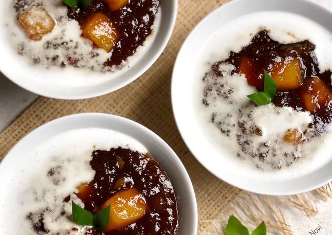 Bubur Sagu Ambon: Kenikmatan Tradisional yang Bikin Lidah Ketagihan