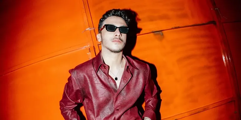 Perjalanan Awal dan Inspirasi