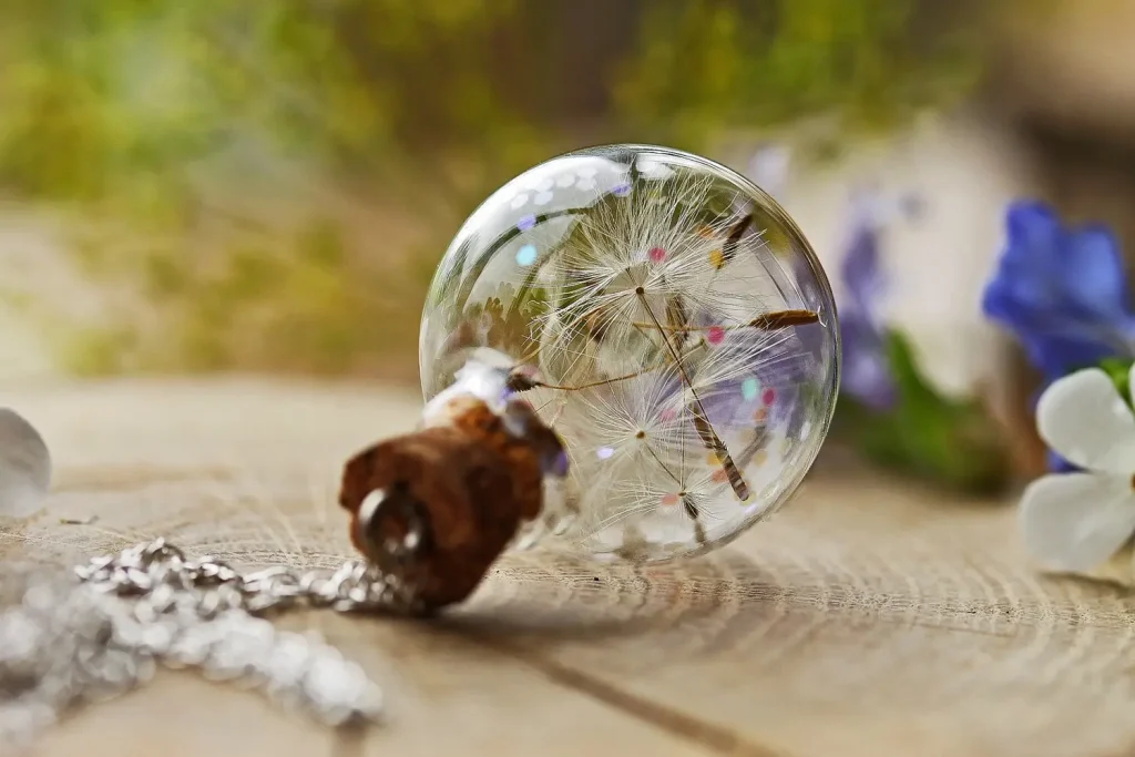 Usaha kerajinan resin